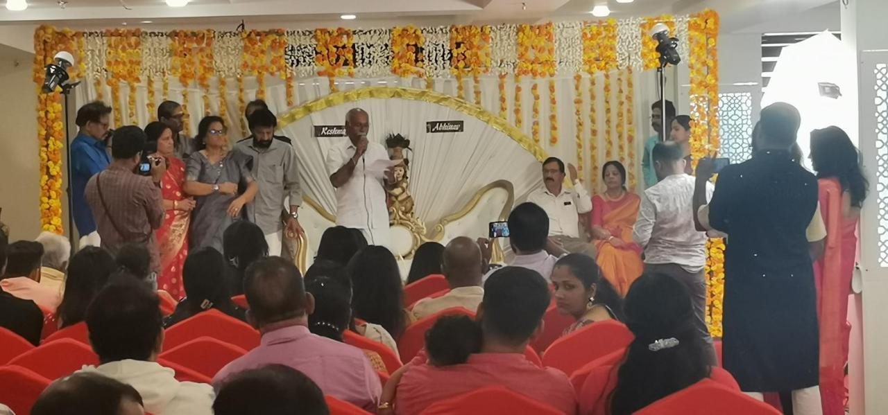 Hotel Pankaj Residency Guruvayur Bagian luar foto